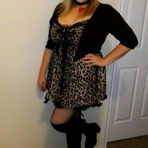 Plus Size Cat Costume in 1x/2x